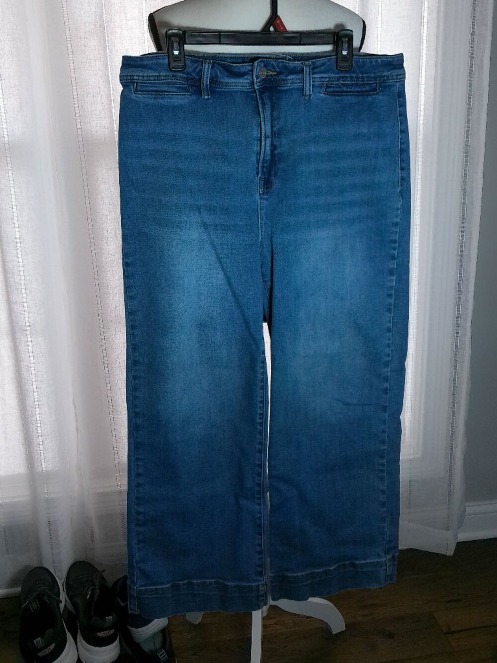 RISEN Los Angeles High Rise Stretch Wide Leg Petite Inseam Blue Jeans 1XL